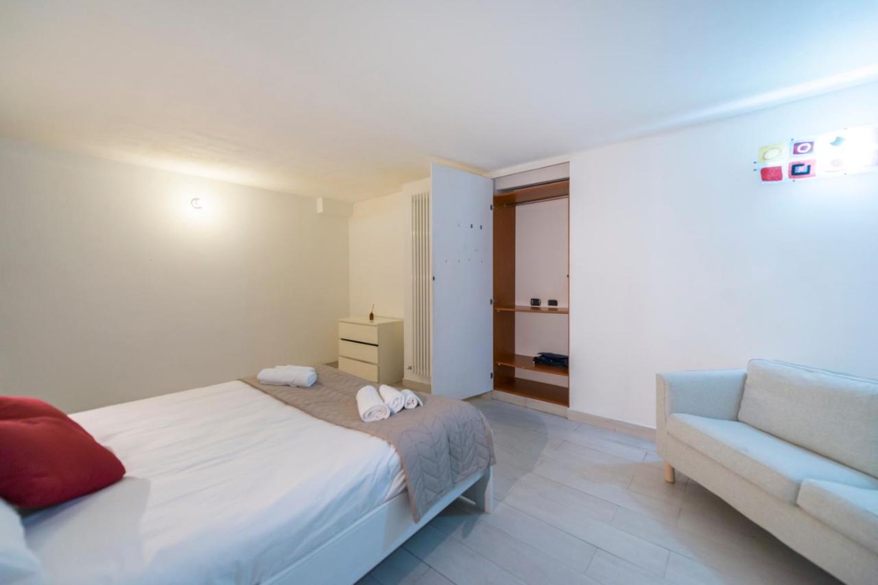 Loft Centrale - Porta Venezia - M3 Repubblica Milão Exterior foto
